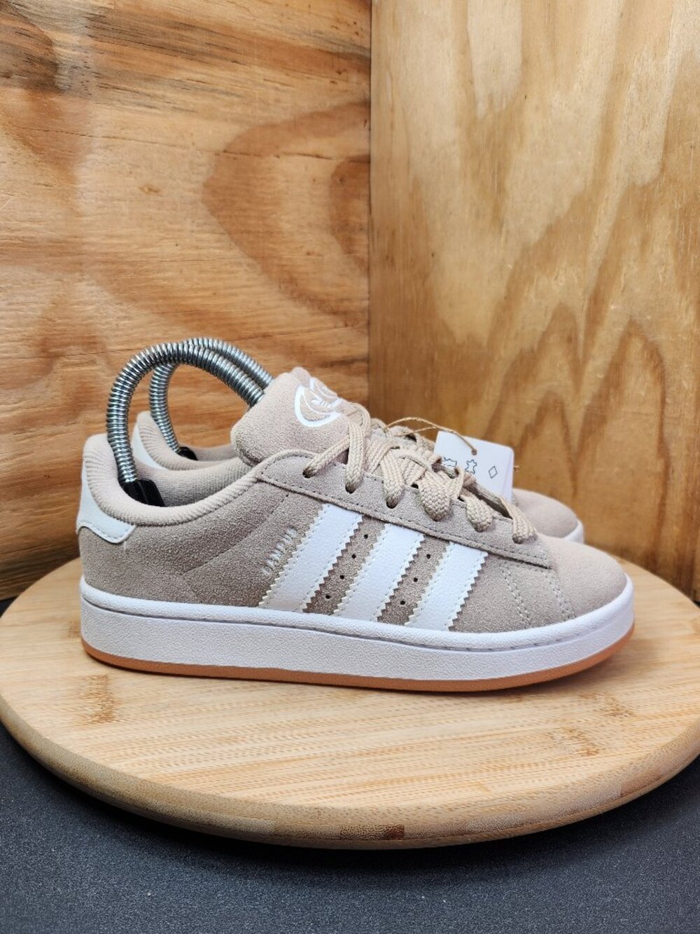 New Adidas Campus OOS Girls Suede Low Shoes Sneakers Size 3
